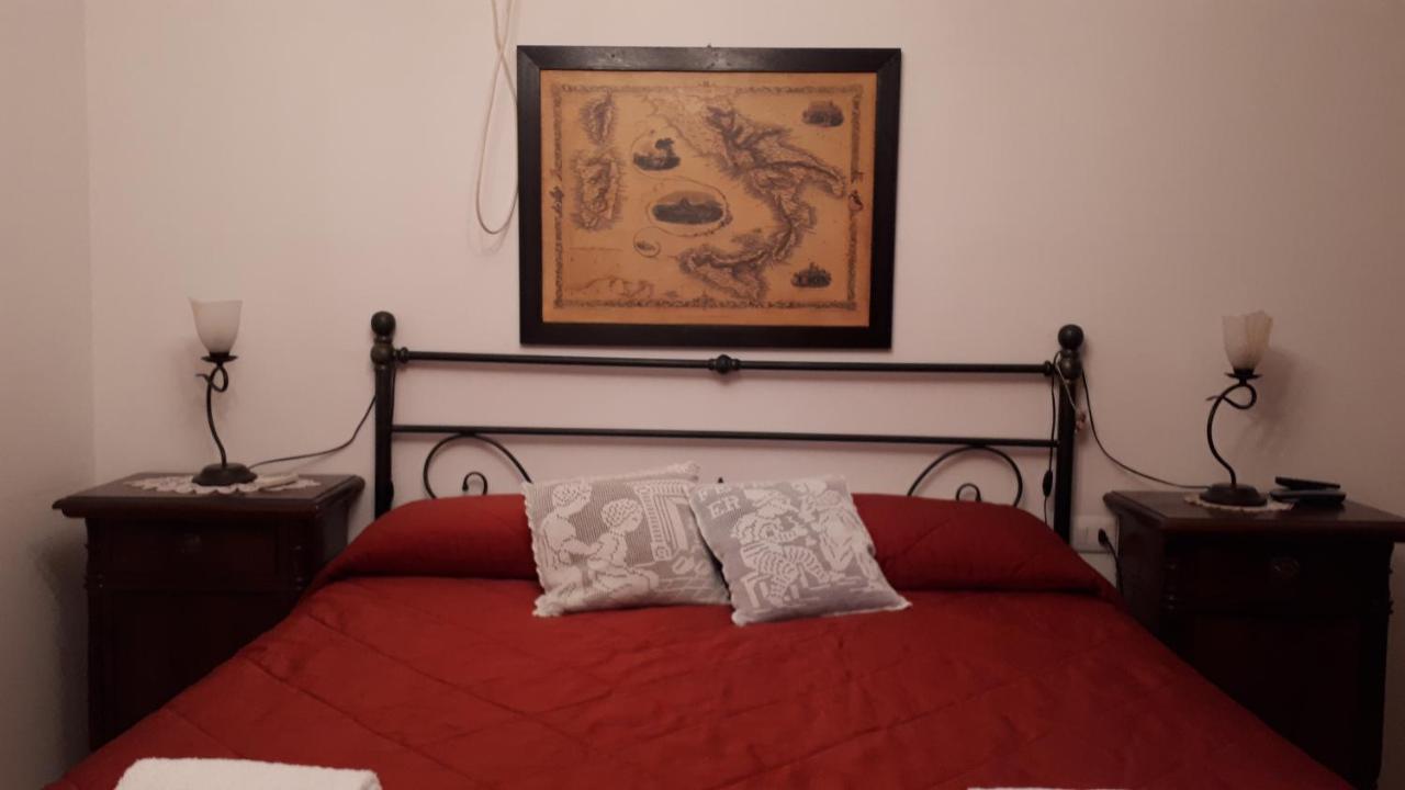 B&B "Za' Vittoria"#Lagodibomba Екстер'єр фото