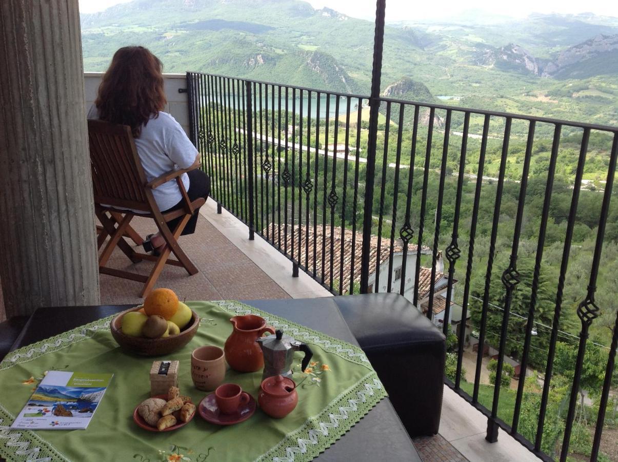 B&B "Za' Vittoria"#Lagodibomba Екстер'єр фото