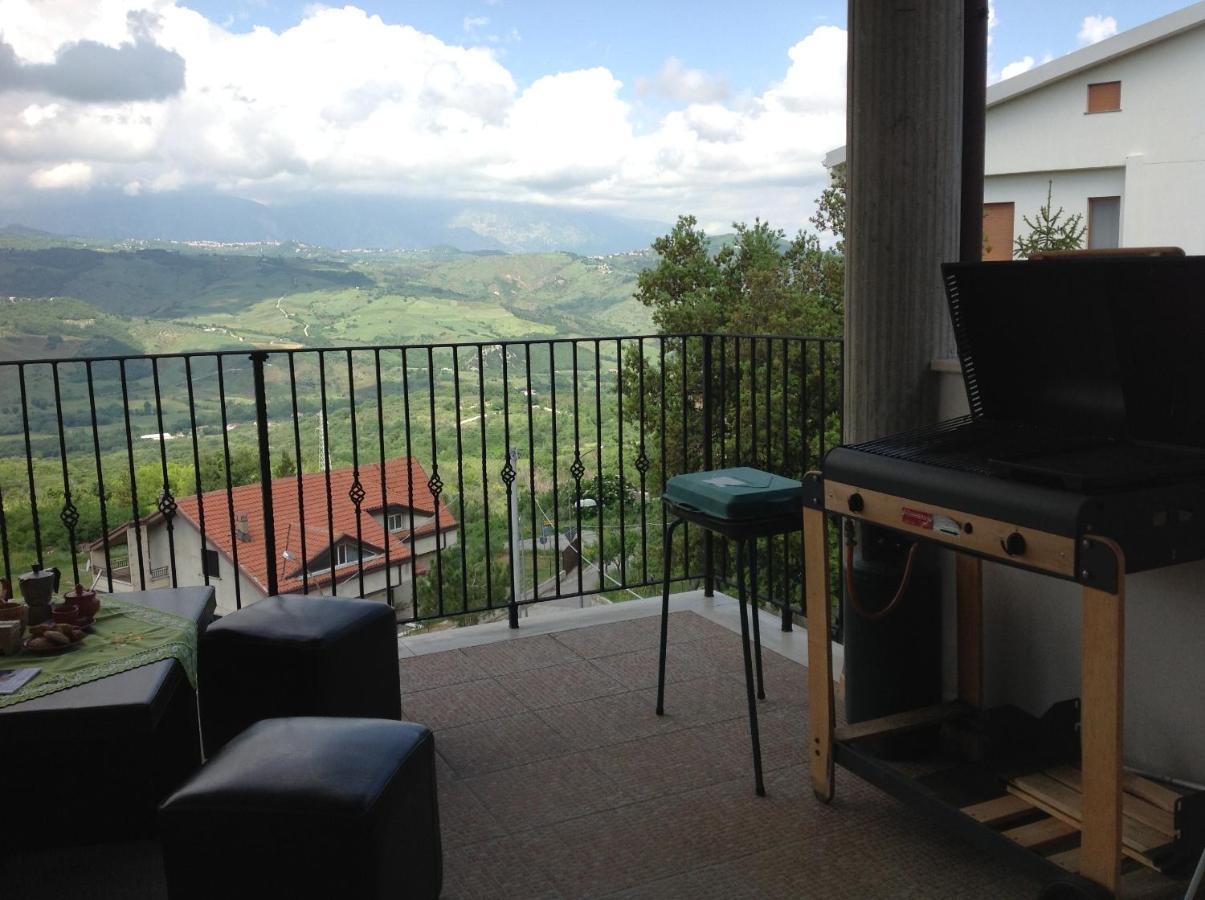 B&B "Za' Vittoria"#Lagodibomba Екстер'єр фото