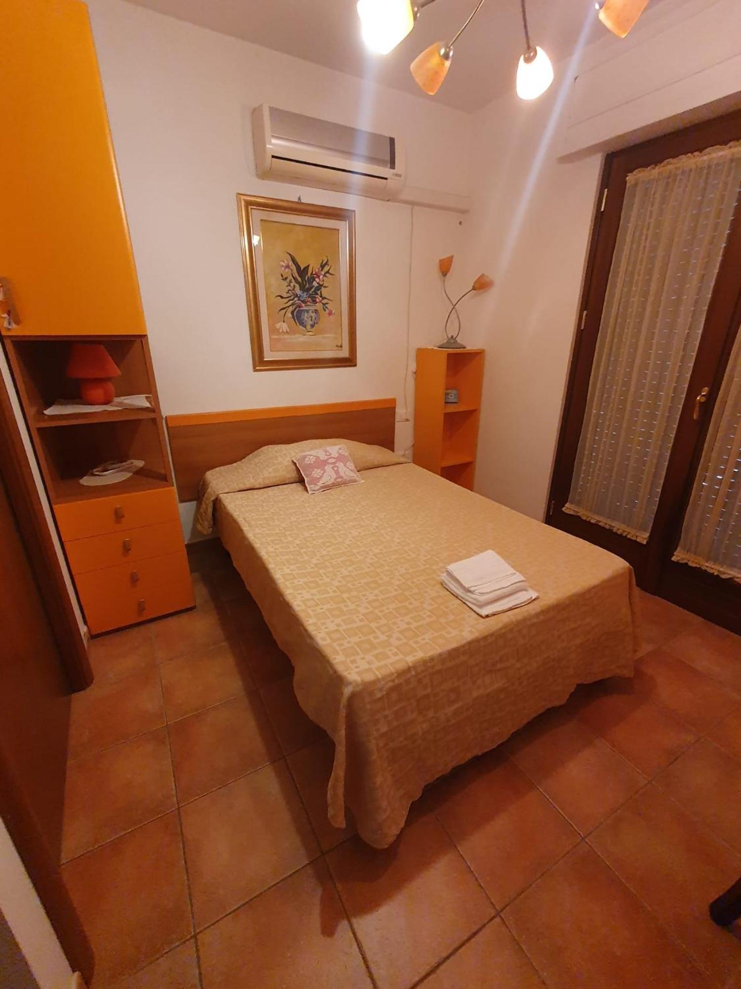 B&B "Za' Vittoria"#Lagodibomba Екстер'єр фото